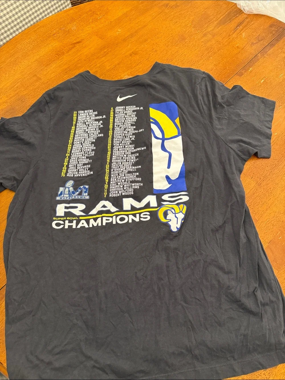 Nike Black Los Angeles Rams Super Bowl LVI Champions T-Shirt xl
